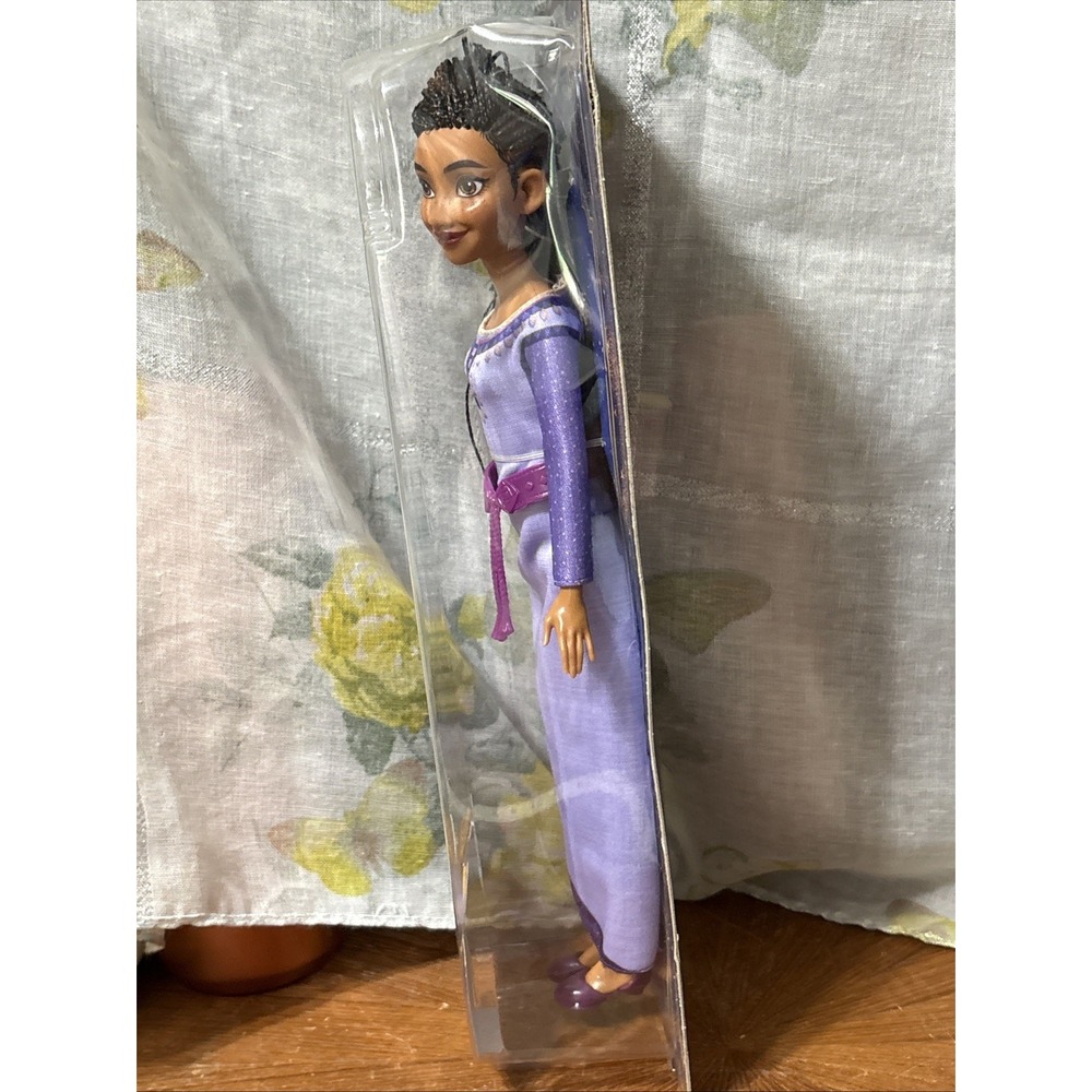 Disney Princess Wish ASHA OF ROSAS 12" Posable Doll With Accessories New - Picture 4 of 5
